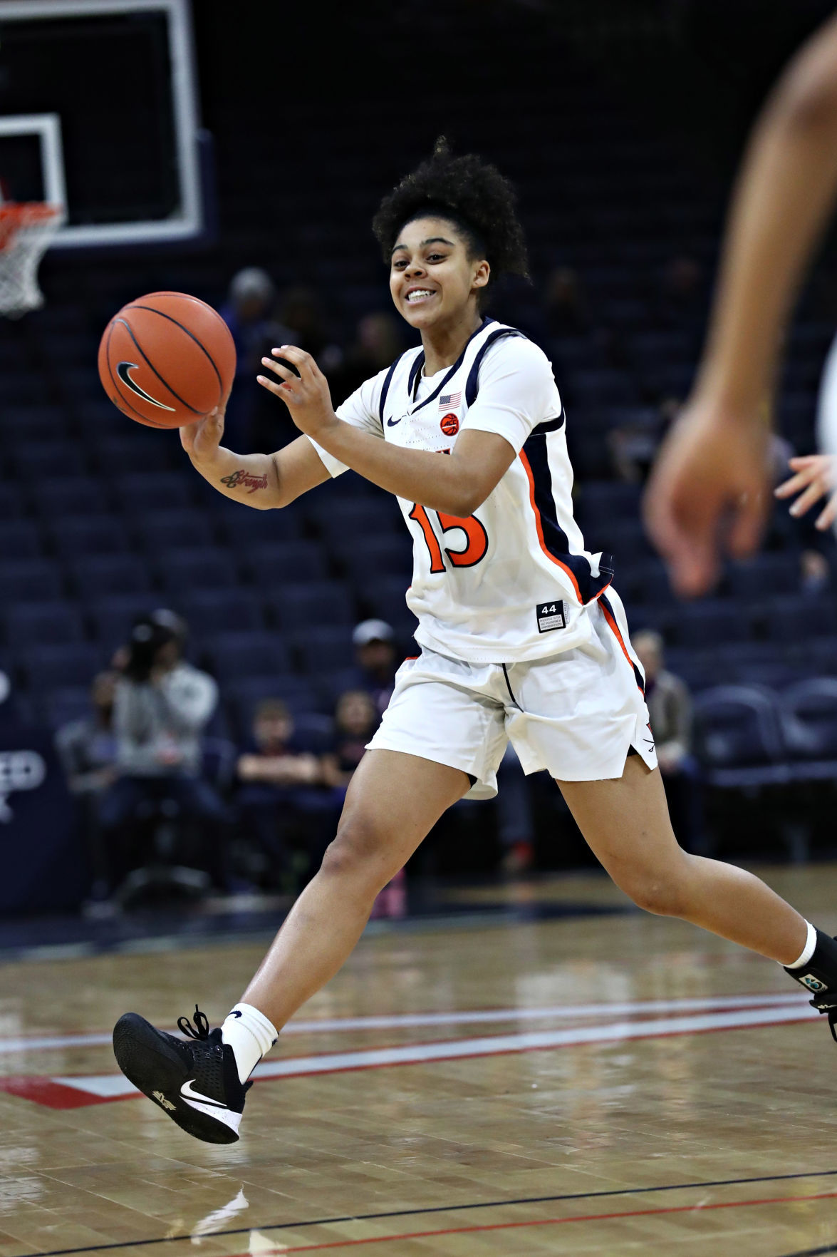 20200109_cdp_sports_uvawomhoops07.JPG